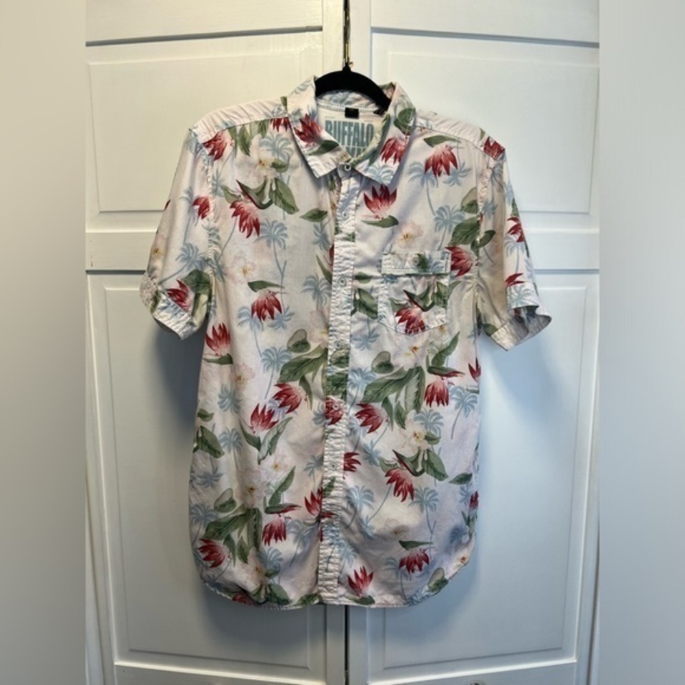 Buffalo David Bitton Tropical Hawaiian Short Sleeve Shirt Size Men’s Medium